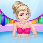صورة Elsa Shower Accident