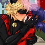 صورة Miraculous Ladybug Kissing